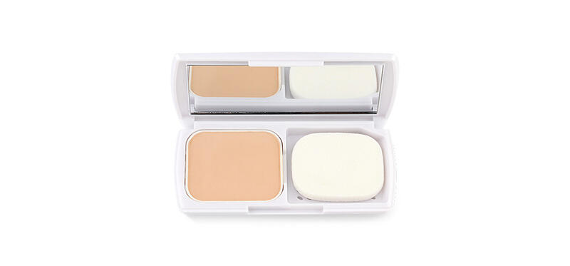 Revlon New Complexion Two Way Foundation Powder #04 Buff
