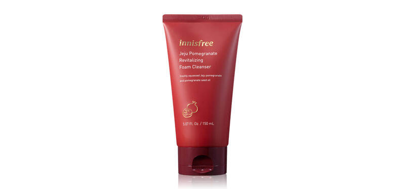 innisfree jeju pomegranate revitalizing foam cleanser