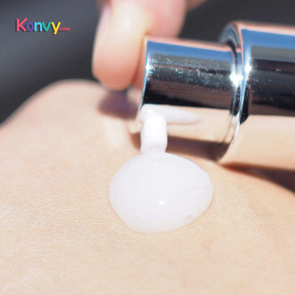 genius illuminating moisturizer